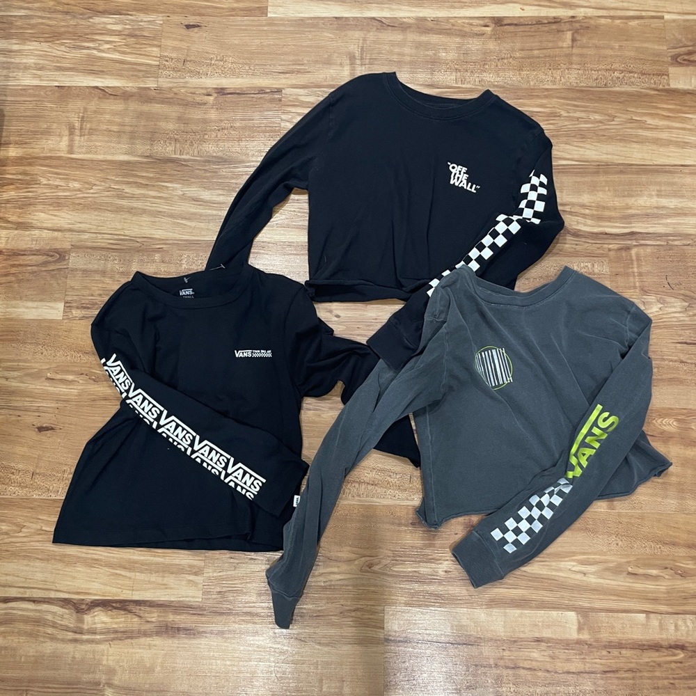 Bundle of vans cropped shirts